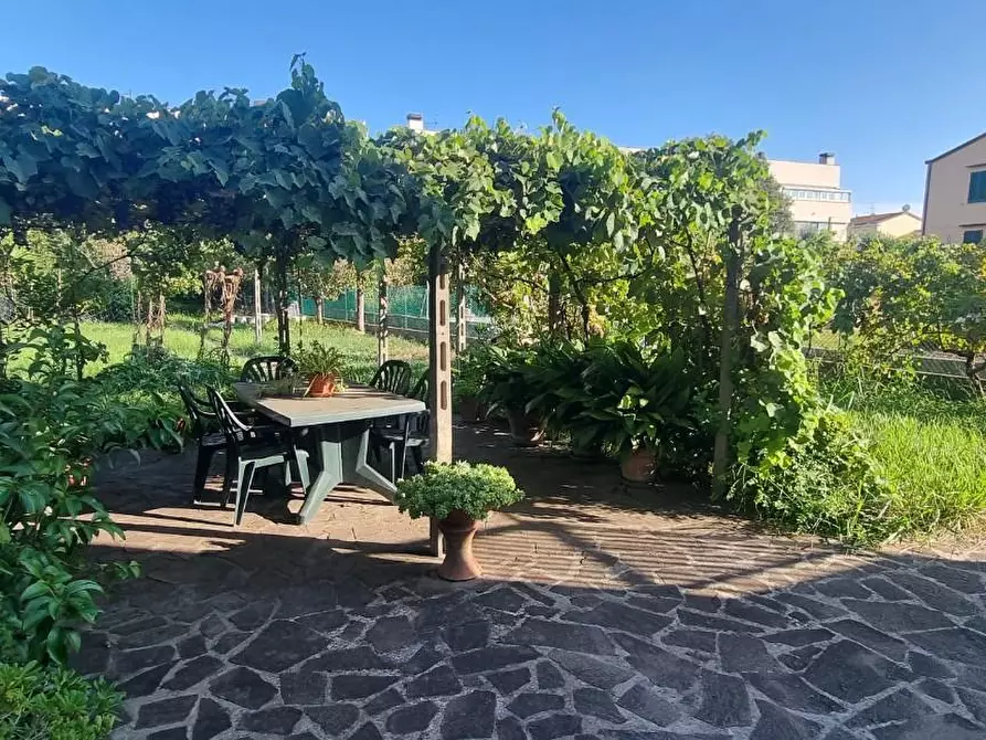 Immagine 31 di Casa bifamiliare in vendita  a Pisa