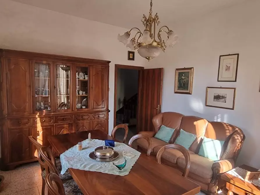 Immagine 4 di Casa bifamiliare in vendita  a Pisa