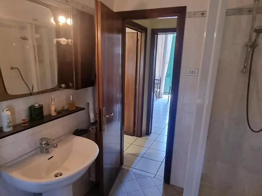 Immagine 21 di Casa bifamiliare in vendita  a Pisa