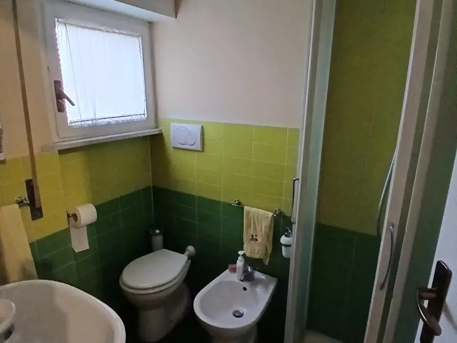 Immagine 14 di Villetta a schiera in vendita  a Massa