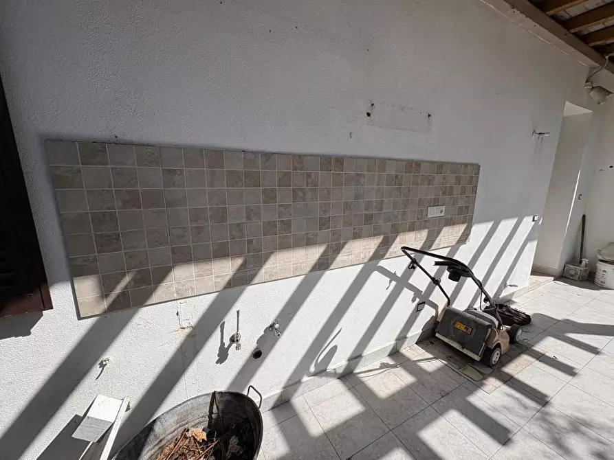 Immagine 7 di Appartamento in vendita  a Massa