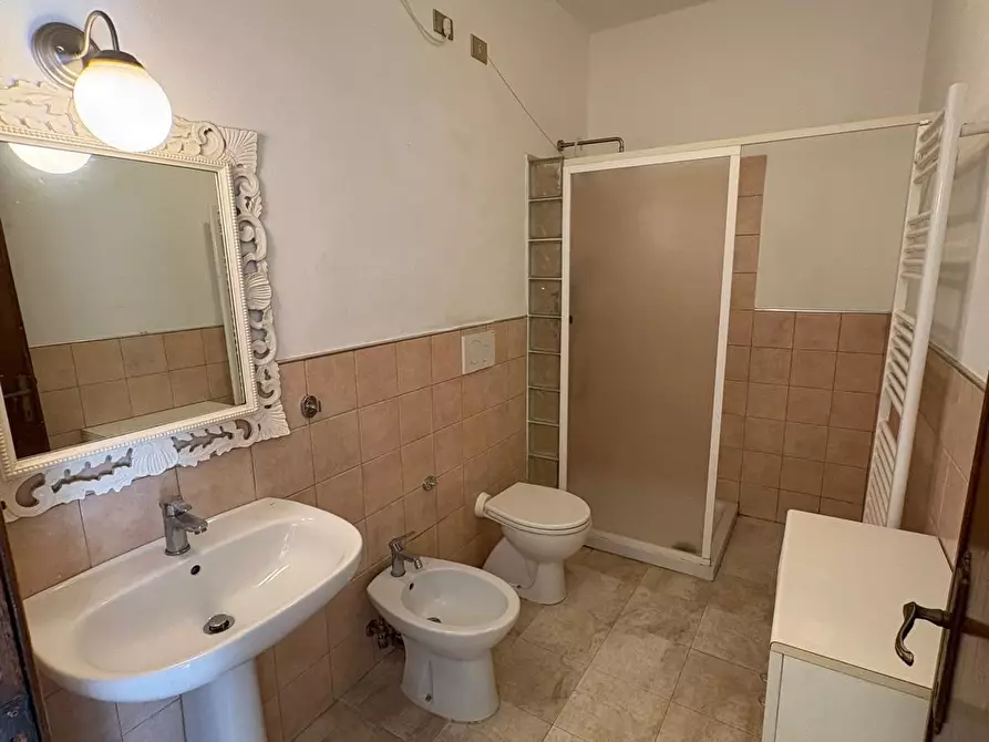 Immagine 13 di Appartamento in vendita  a Massa