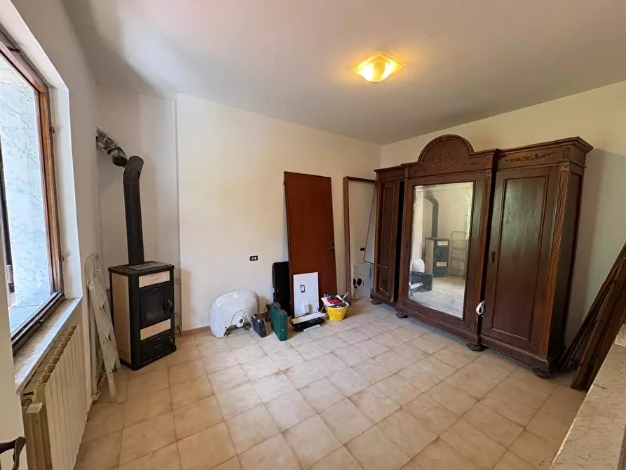 Immagine 15 di Appartamento in vendita  a Massa