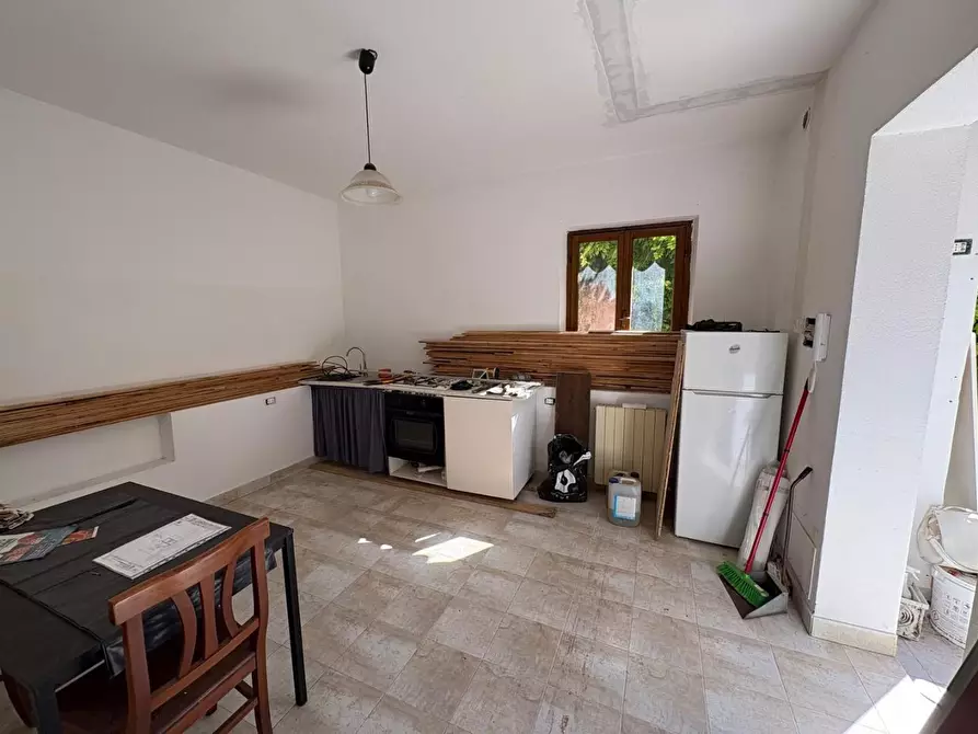 Immagine 10 di Appartamento in vendita  a Massa