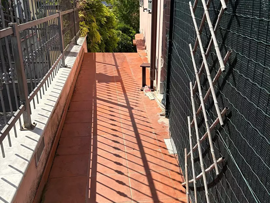 Immagine 19 di Appartamento in vendita  a Massa