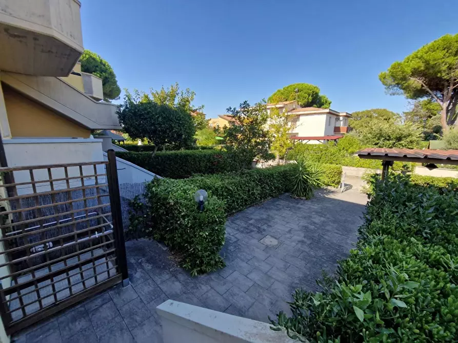 Immagine 3 di Villetta a schiera in vendita  a Rosignano Marittimo