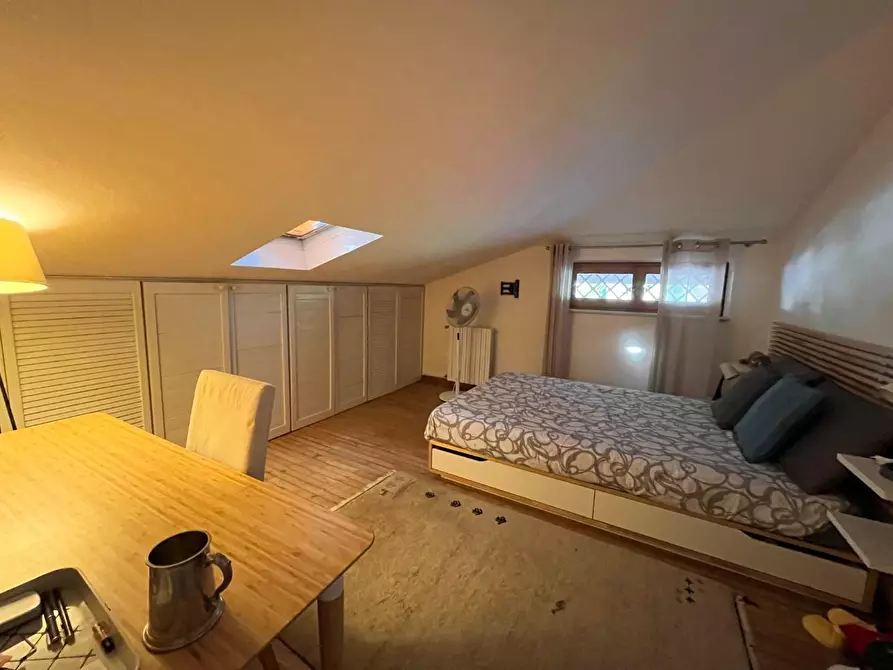 Immagine 12 di Villa in vendita  a Seravezza