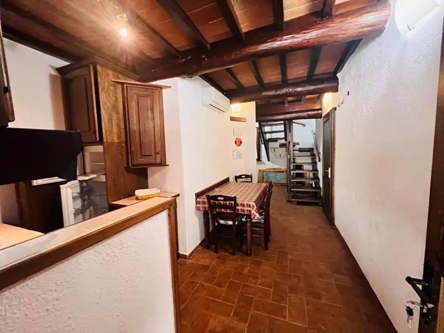 Immagine 14 di Appartamento in vendita  a Castagneto Carducci