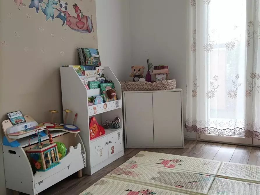 Immagine 13 di Villa in vendita  a Carrara