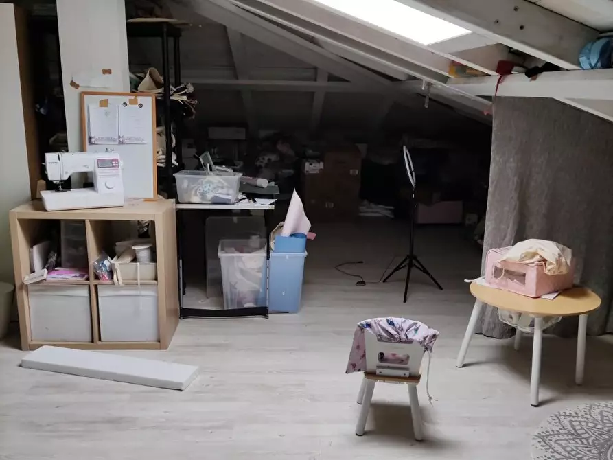 Immagine 21 di Villa in vendita  a Carrara