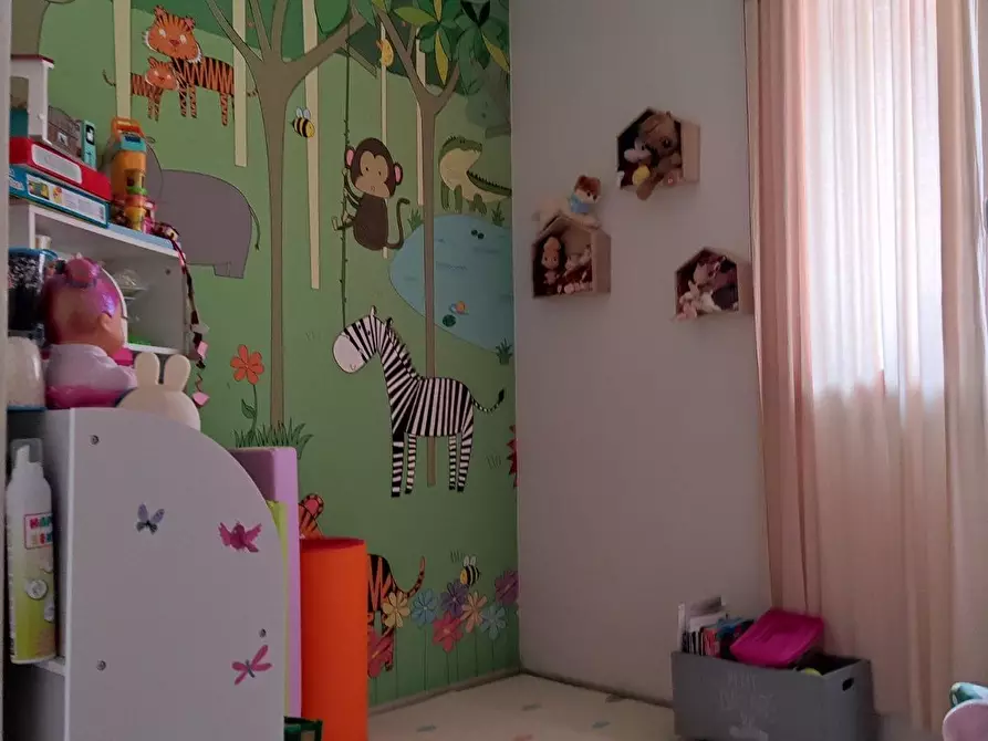 Immagine 18 di Villa in vendita  a Carrara