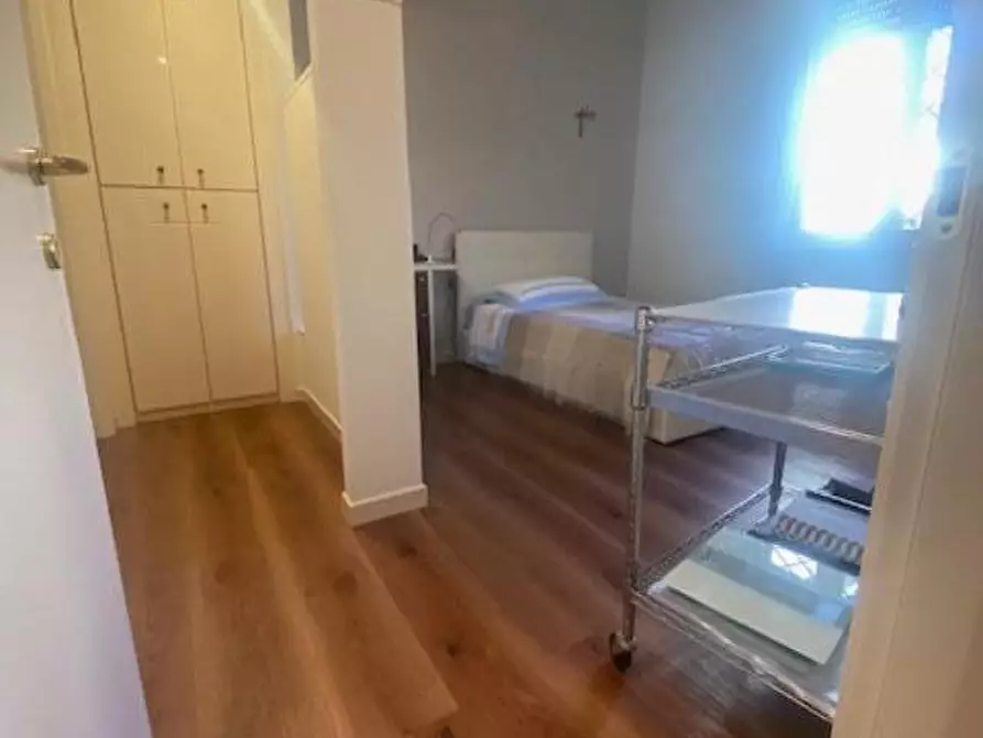 Immagine 7 di Casa bifamiliare in vendita  a Camaiore