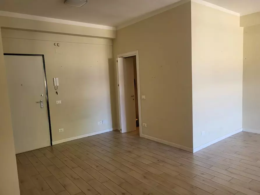 Immagine 5 di Appartamento in vendita  a Carrara