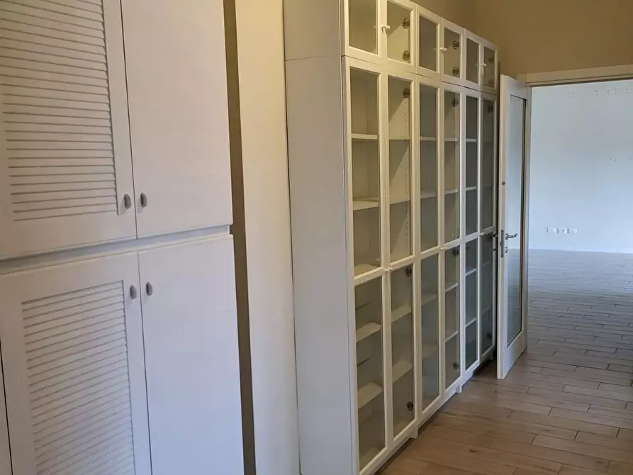 Immagine 7 di Appartamento in vendita  a Carrara