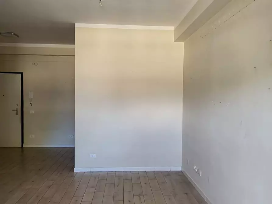 Immagine 6 di Appartamento in vendita  a Carrara