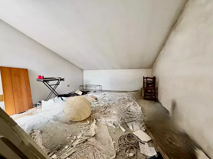 Immagine 46 di Villetta a schiera in vendita  a Vecchiano