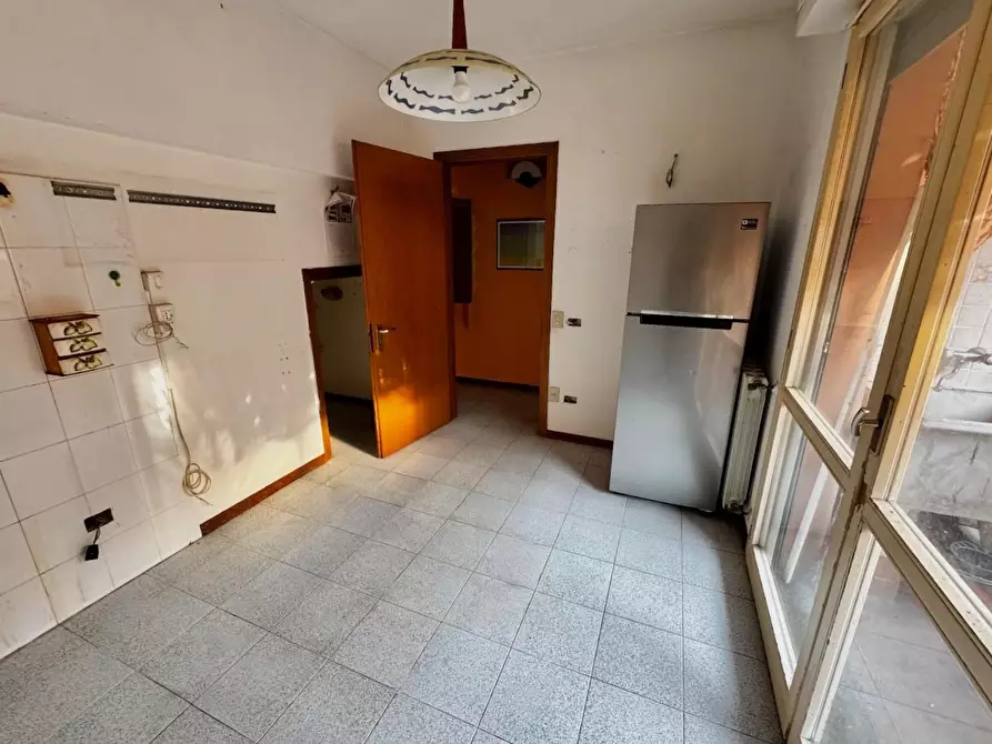 Immagine 27 di Villetta a schiera in vendita  a Vecchiano