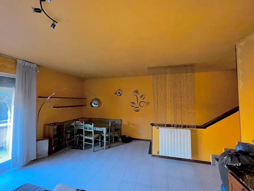 Immagine 13 di Villetta a schiera in vendita  a Vecchiano