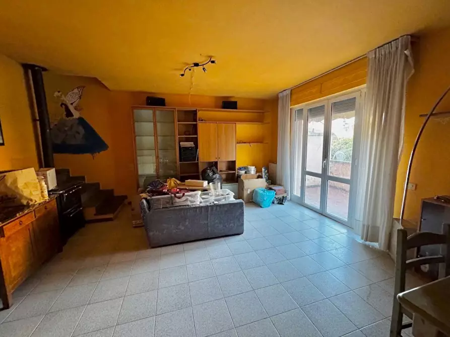 Immagine 12 di Villetta a schiera in vendita  a Vecchiano