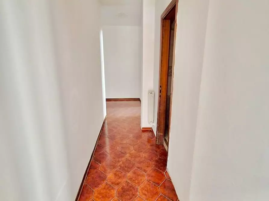 Immagine 38 di Appartamento in vendita  a Pisa