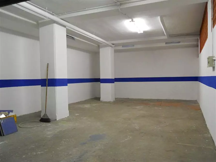 Immagine 17 di Appartamento in vendita  a Massa