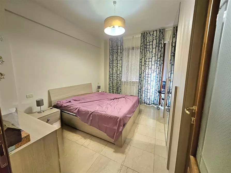 Immagine 8 di Appartamento in vendita  a Massa