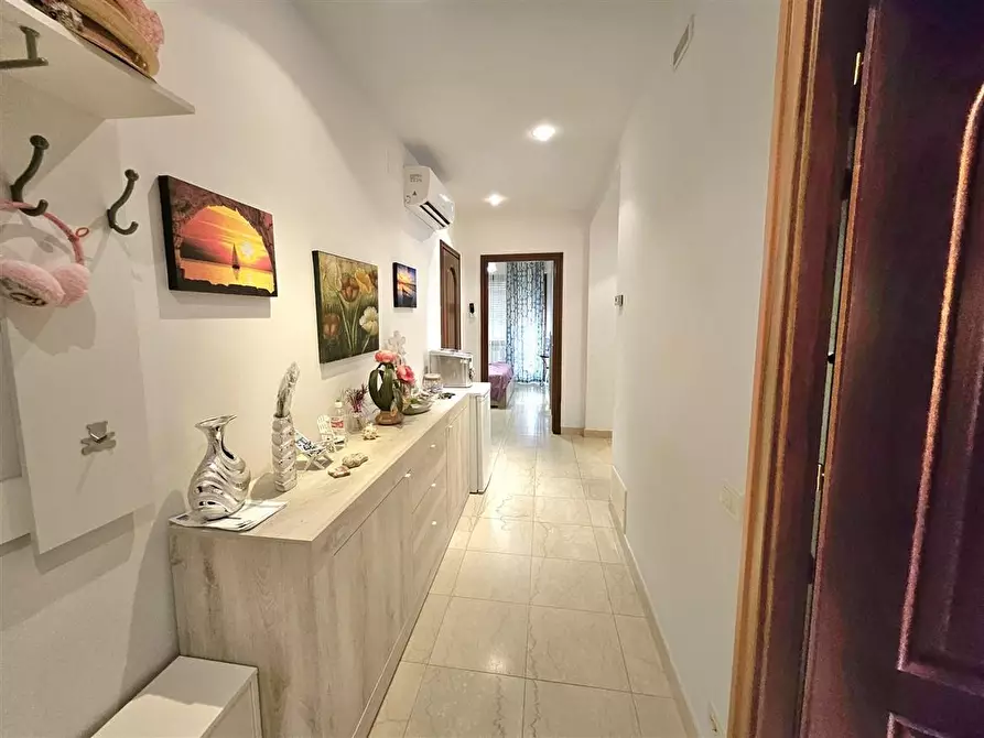 Immagine 7 di Appartamento in vendita  a Massa