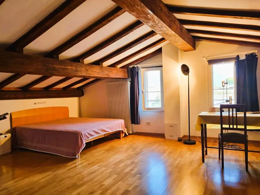 Immagine 19 di Appartamento in vendita  a Massa