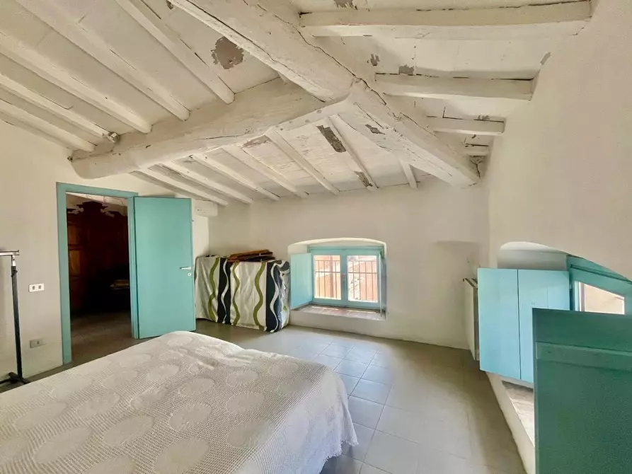 Immagine 7 di Appartamento in vendita  a Massa