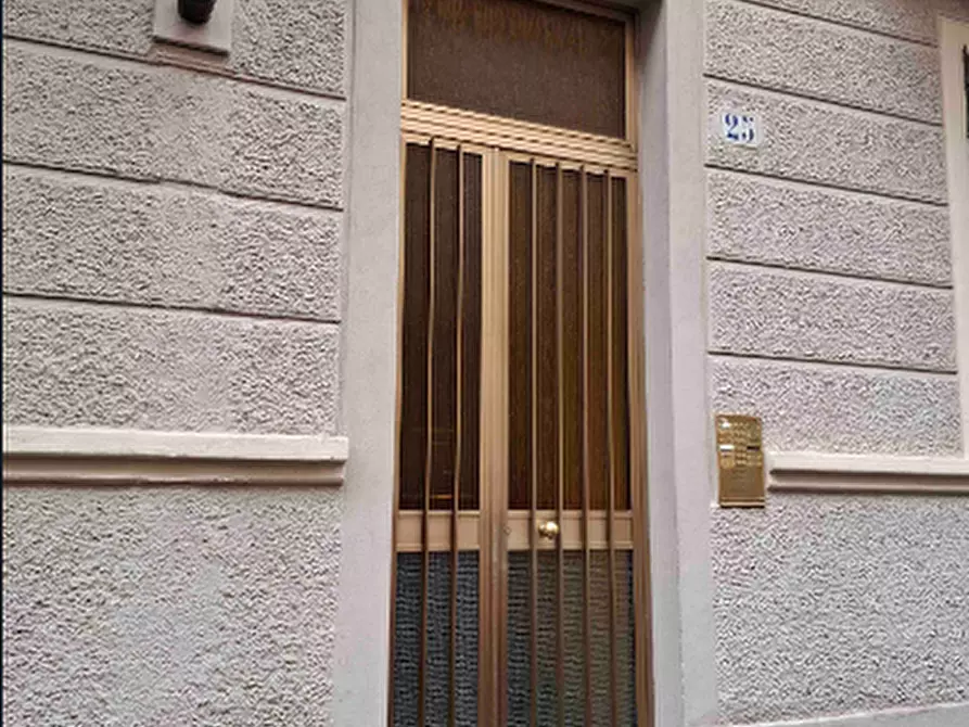 Immagine 2 di Appartamento in vendita  a Torino