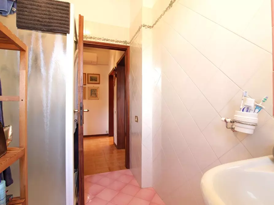 Immagine 16 di Appartamento in vendita  a Sovicille