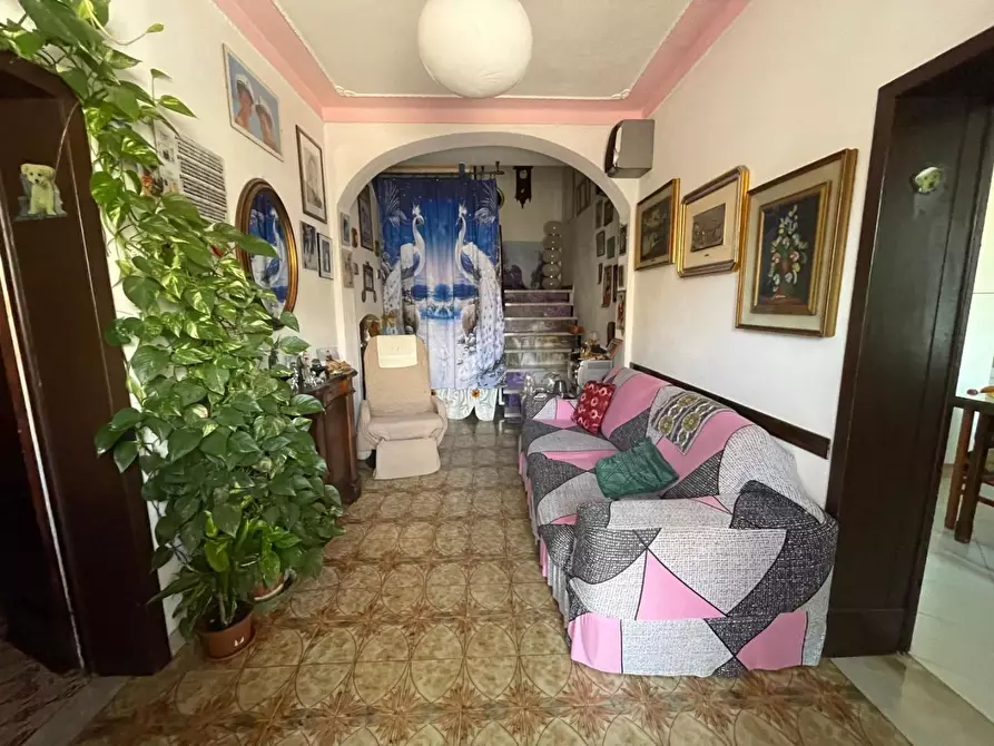 Immagine 9 di Villetta a schiera in vendita  a Carrara