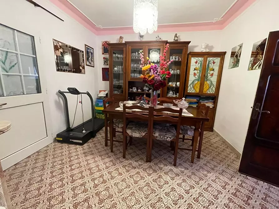 Immagine 11 di Villetta a schiera in vendita  a Carrara