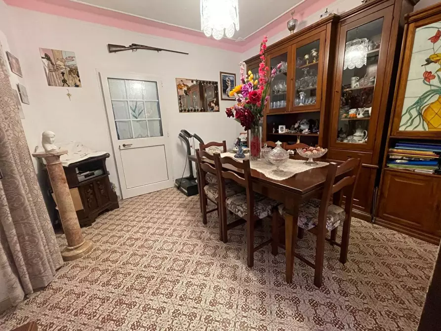 Immagine 4 di Villetta a schiera in vendita  a Carrara