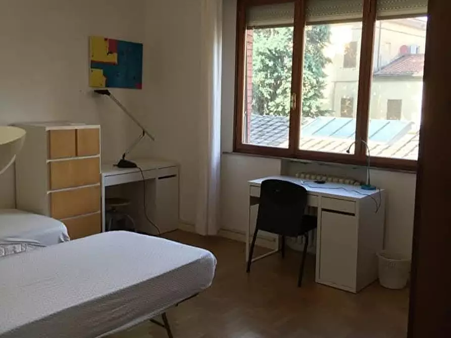 Immagine 13 di Appartamento in vendita  a Siena