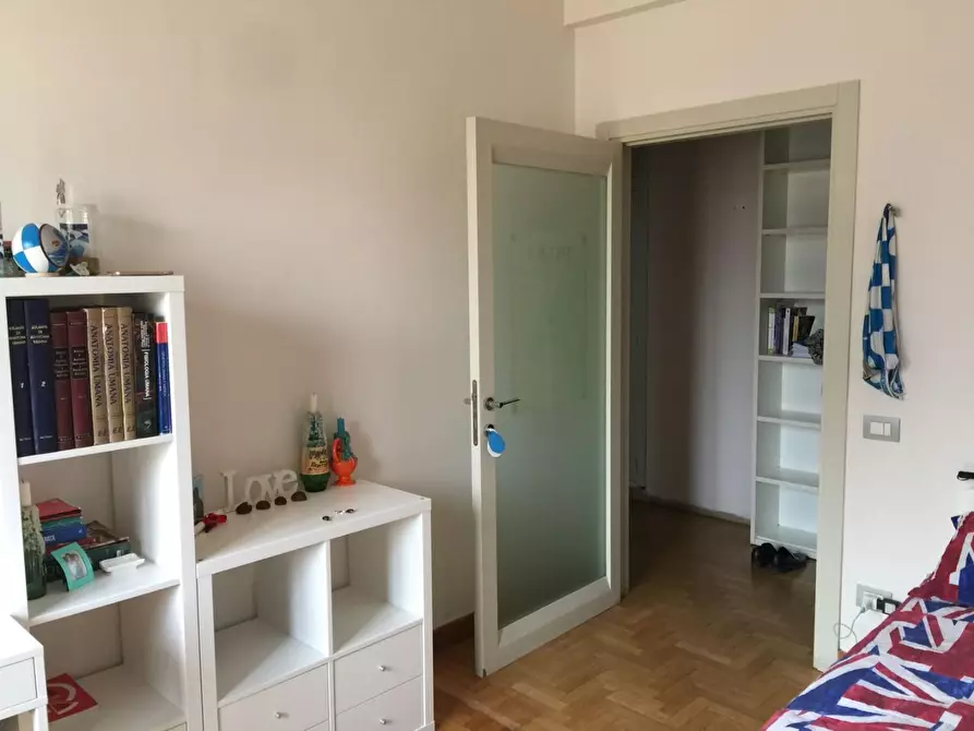 Immagine 10 di Appartamento in vendita  a Siena