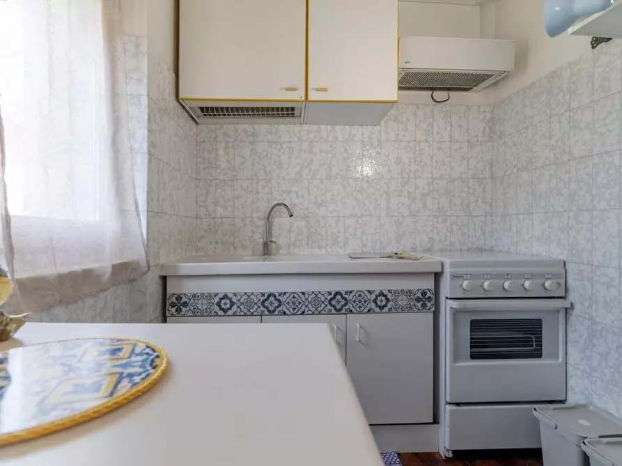 Immagine 6 di Appartamento in affitto  a Massa