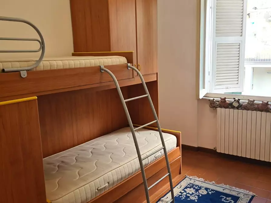 Immagine 8 di Appartamento in affitto  a Massa