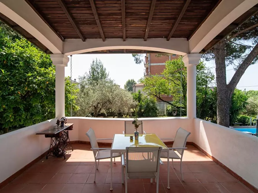 Immagine 19 di Appartamento in affitto  a Massa