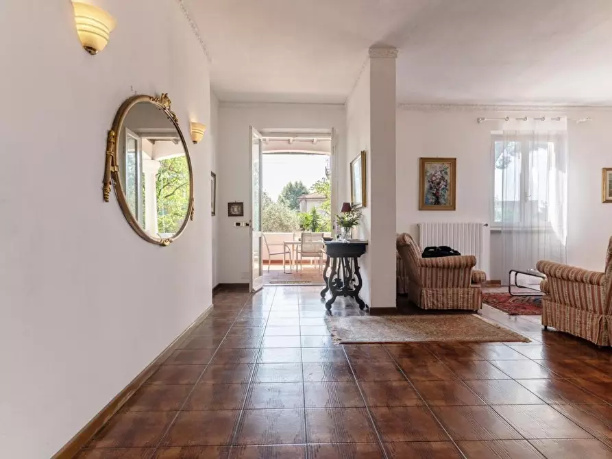 Immagine 7 di Appartamento in affitto  a Massa