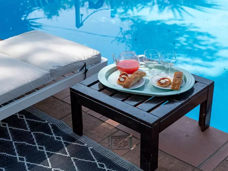 Immagine 18 di Appartamento in affitto  a Massa