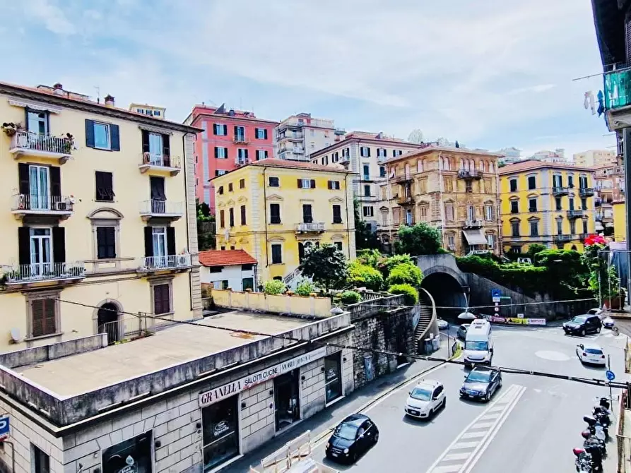 Immagine 23 di Appartamento in vendita  a La Spezia