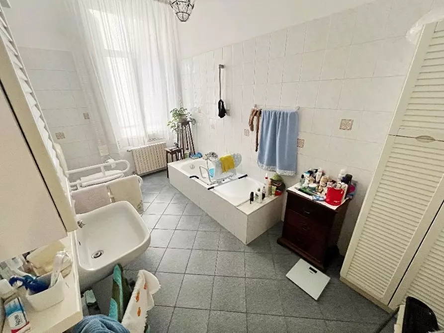 Immagine 5 di Appartamento in vendita  a La Spezia