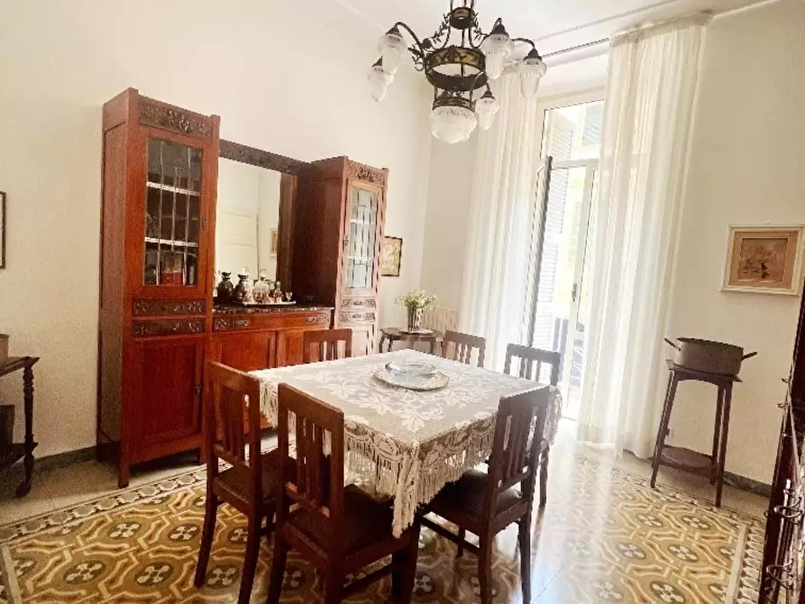 Immagine 11 di Appartamento in vendita  a La Spezia