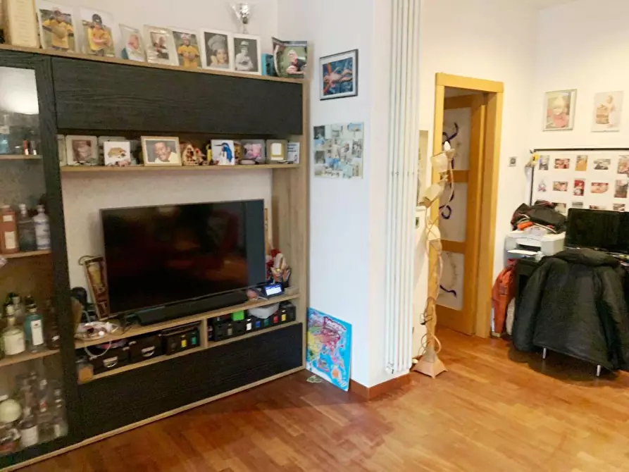 Immagine 3 di Appartamento in vendita  a La Spezia