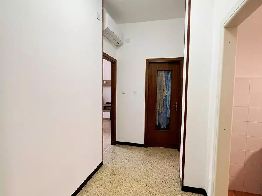 Immagine 25 di Appartamento in vendita  a La Spezia