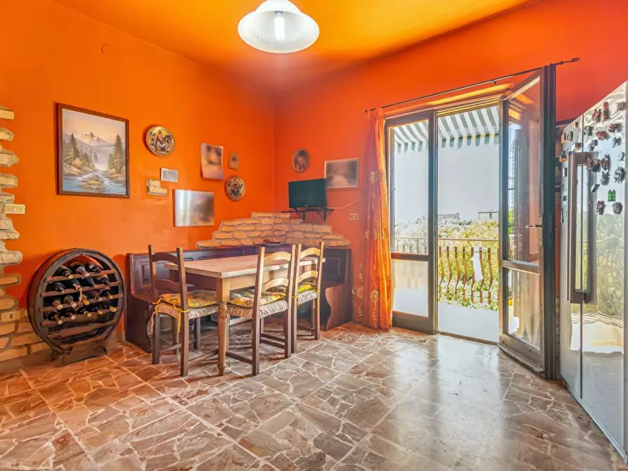 Immagine 17 di Casa indipendente in vendita  a Santa Maria A Monte