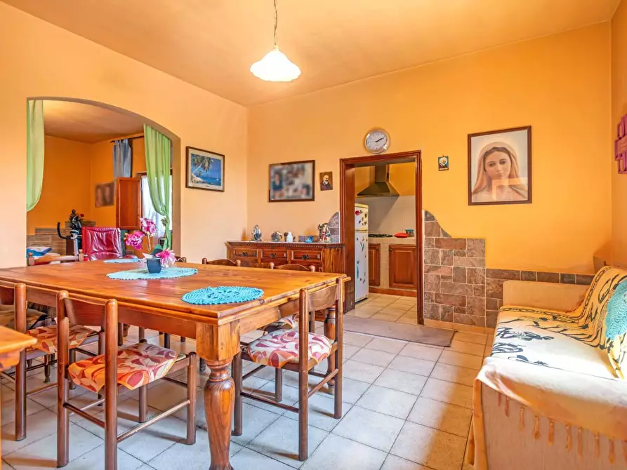 Immagine 12 di Casa indipendente in vendita  a Santa Maria A Monte