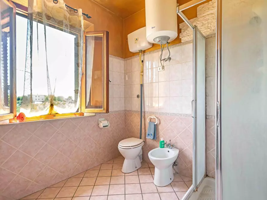 Immagine 33 di Casa indipendente in vendita  a Santa Maria A Monte