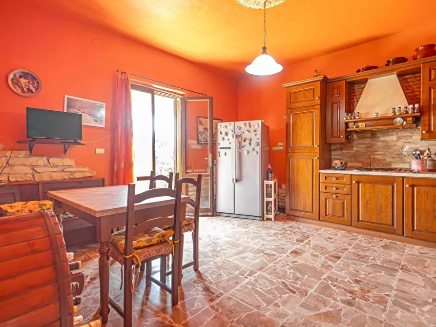 Immagine 15 di Casa indipendente in vendita  a Santa Maria A Monte